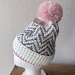 NWT Cedarwood Threads women’s wool blend knit beanie with faux fur lining